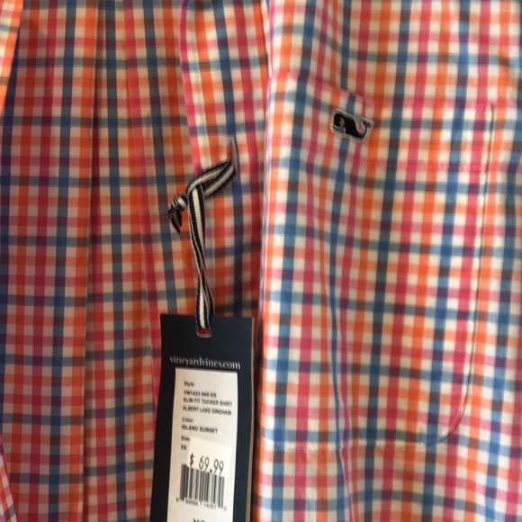 NWT Vineyard Vines Men’s “Slim Fit Tucker Shirt” button up X-Small 100% Cotton - Picture 2 of 3